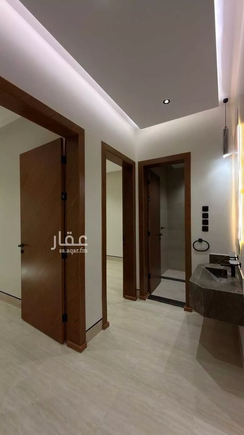 5 bedroom apartment in Al Difa, Madinah 10