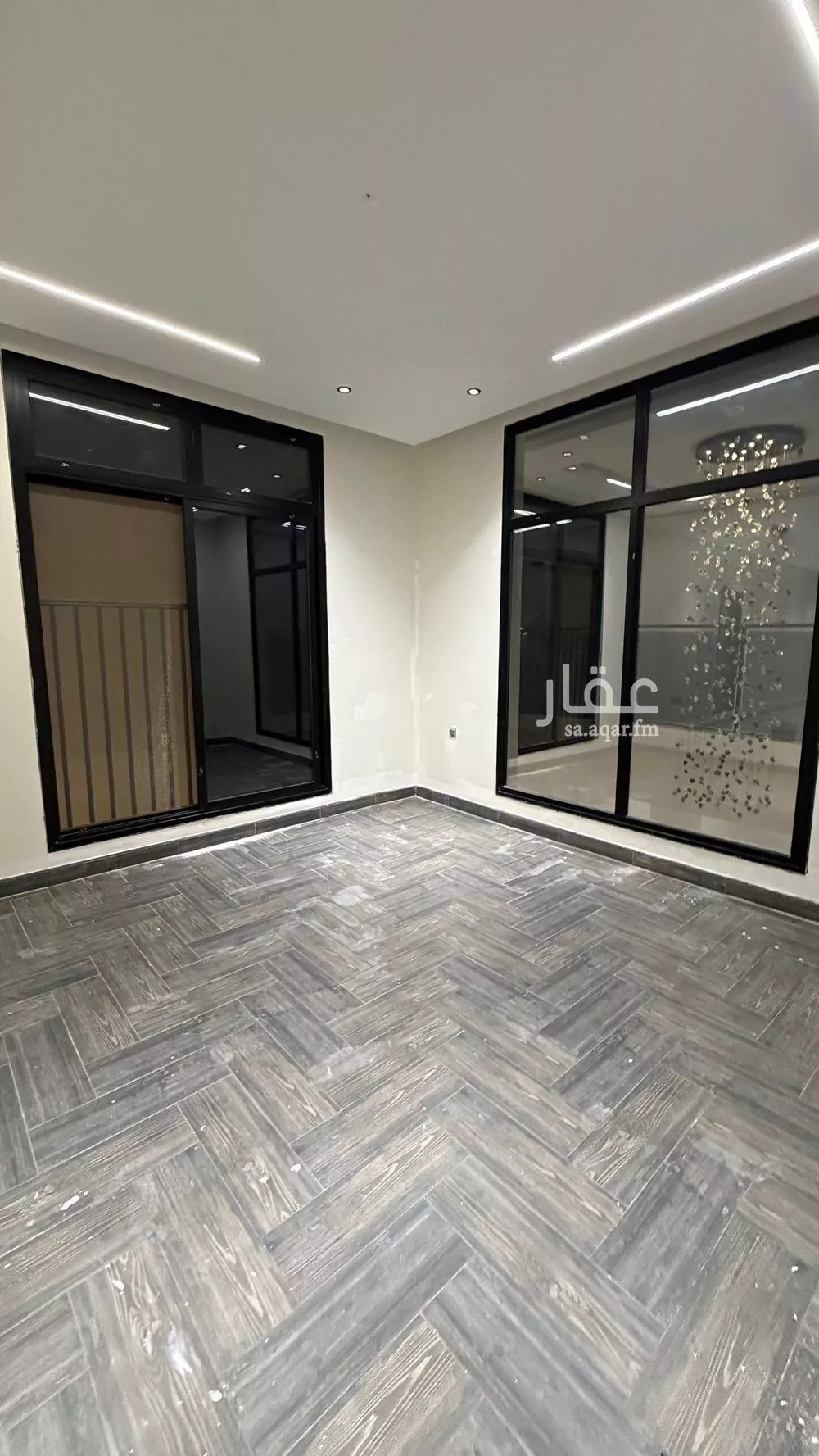 فيلا 20 غرف في الأمواج 7