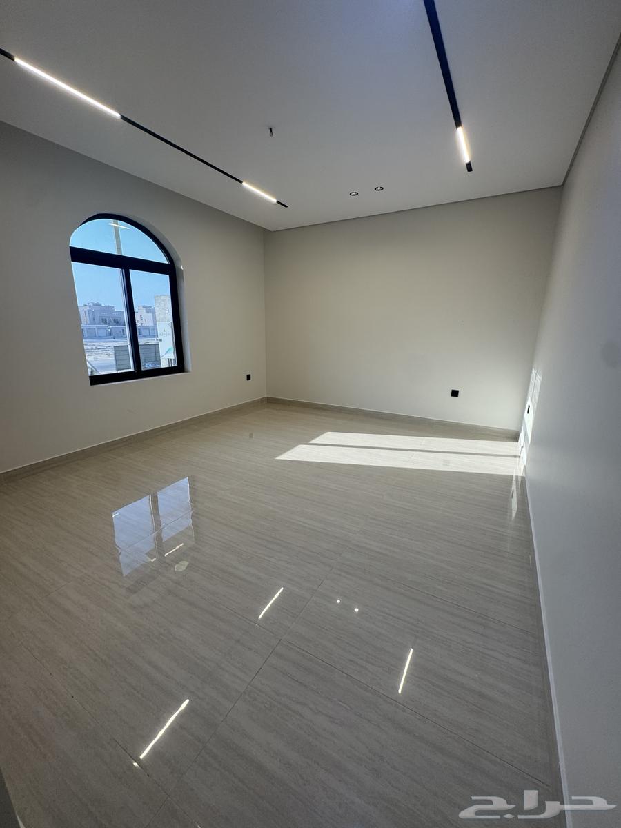 3 bedroom apartment in Al Bahr, Eastern Province 4