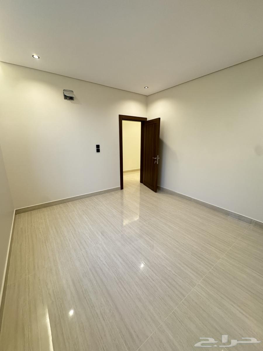 3 bedroom apartment in Al Bahr, Eastern Province 12