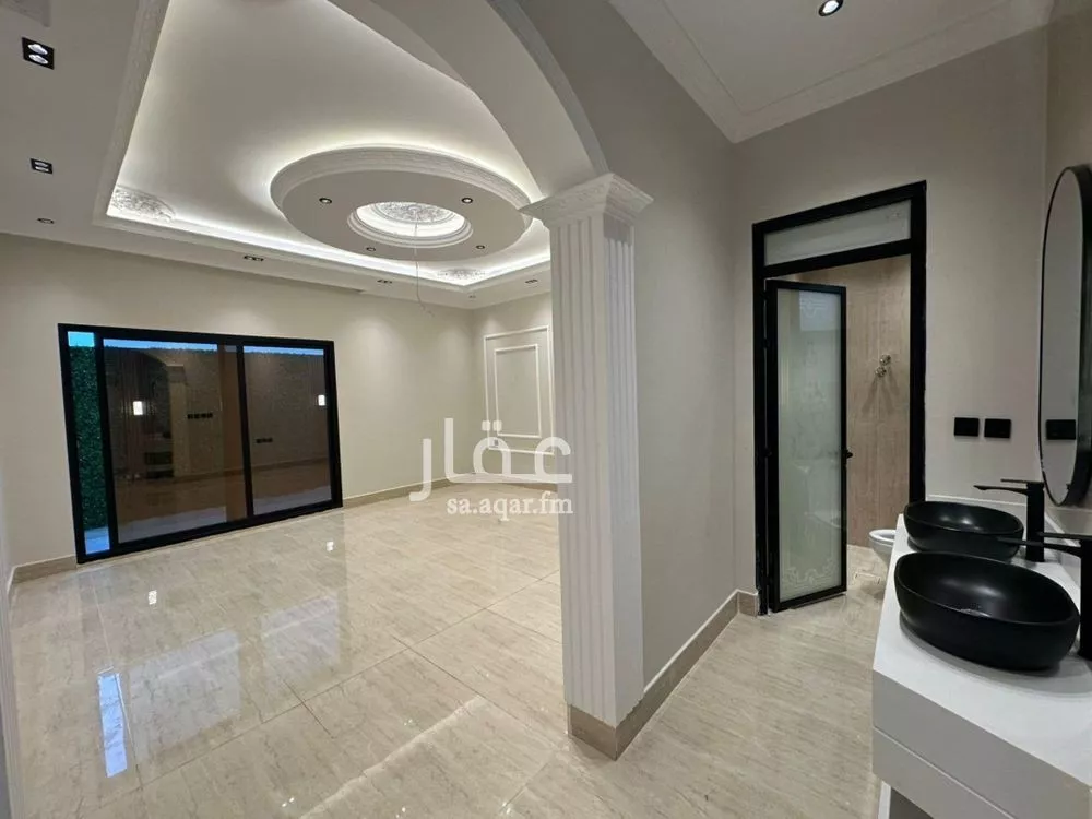 9 bedroom villa in Al Lulu 8