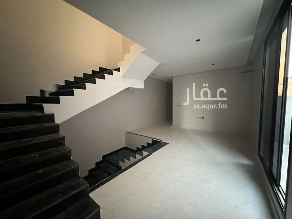 7 bedroom villa in Al Aqiq 6