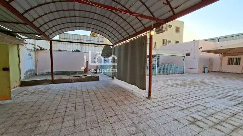 5 bedroom villa in Al Asalah, Jeddah 13