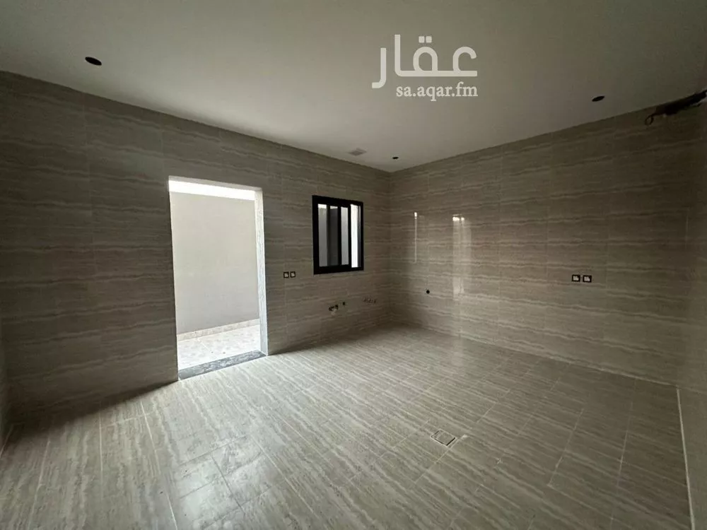 فيلا 7 غرف في العقيق 6
