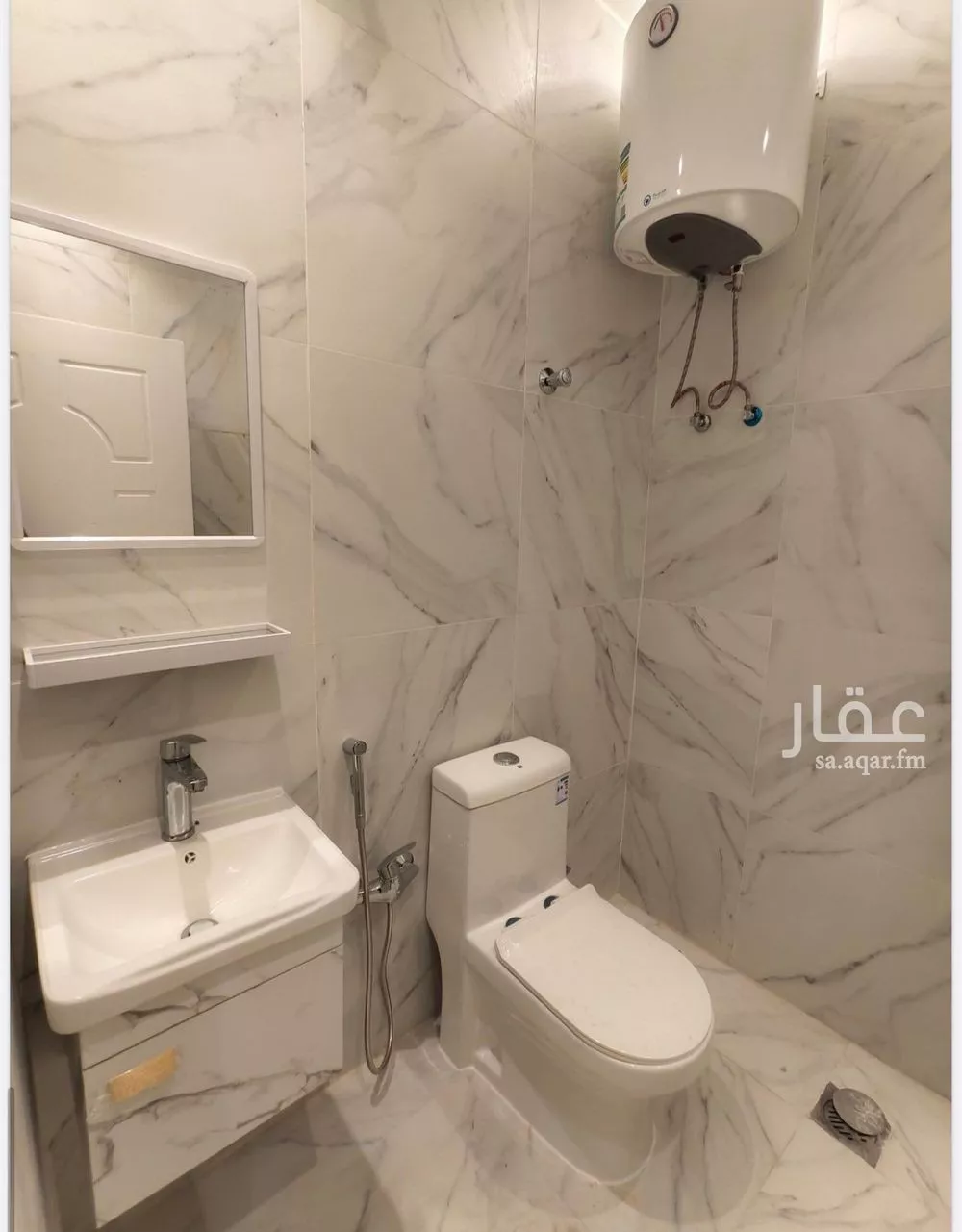 1 bedroom apartment in Al Falah 6
