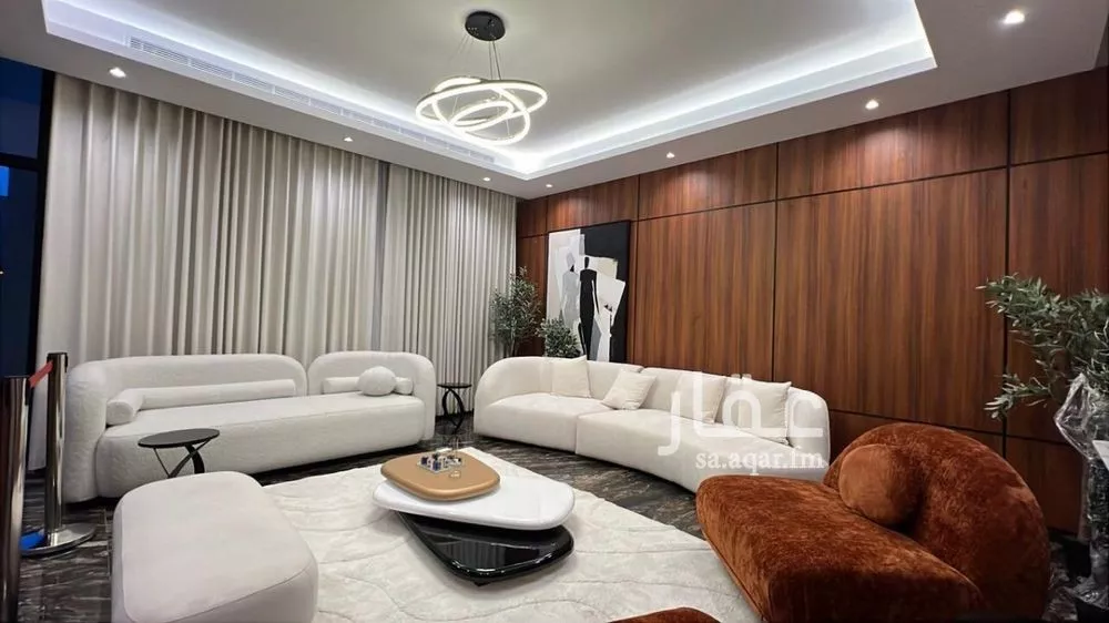 7 bedroom villa in Ishbiliyah 11