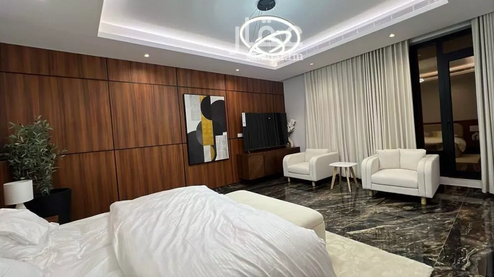 7 bedroom villa in Ishbiliyah 15