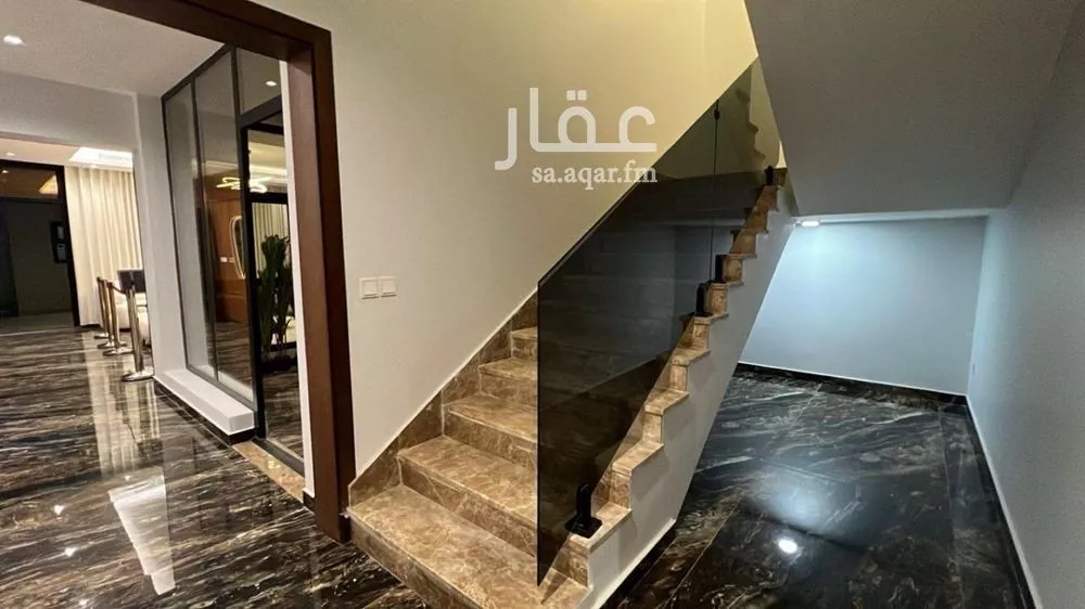 7 bedroom villa in Ishbiliyah 4