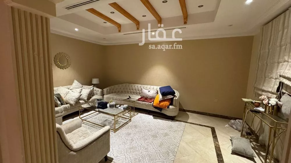 5 bedroom villa in Al Yarmouk 3