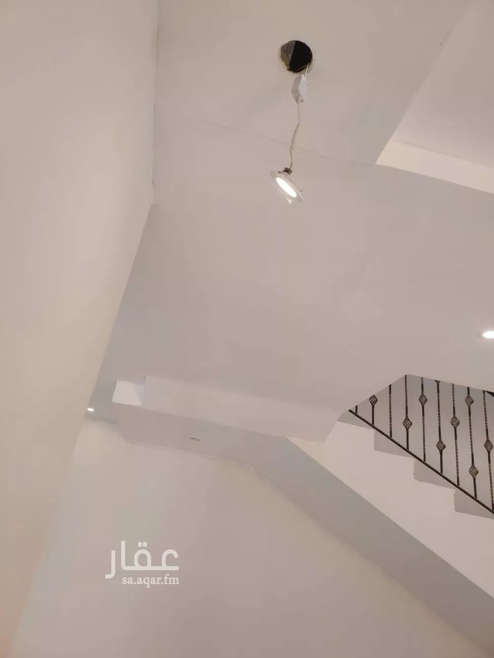 5 bedroom villa in At Tahliyah 14