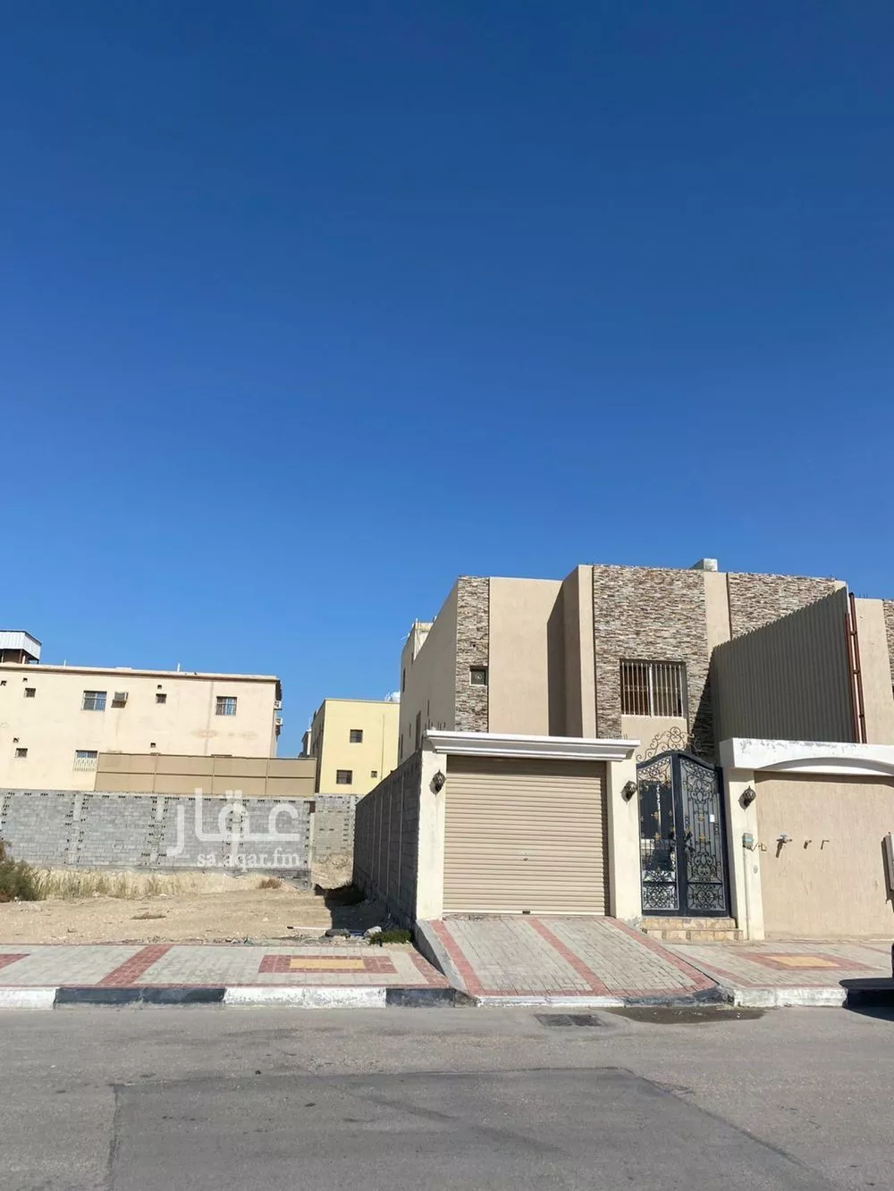 5 bedroom villa in At Tahliyah 3