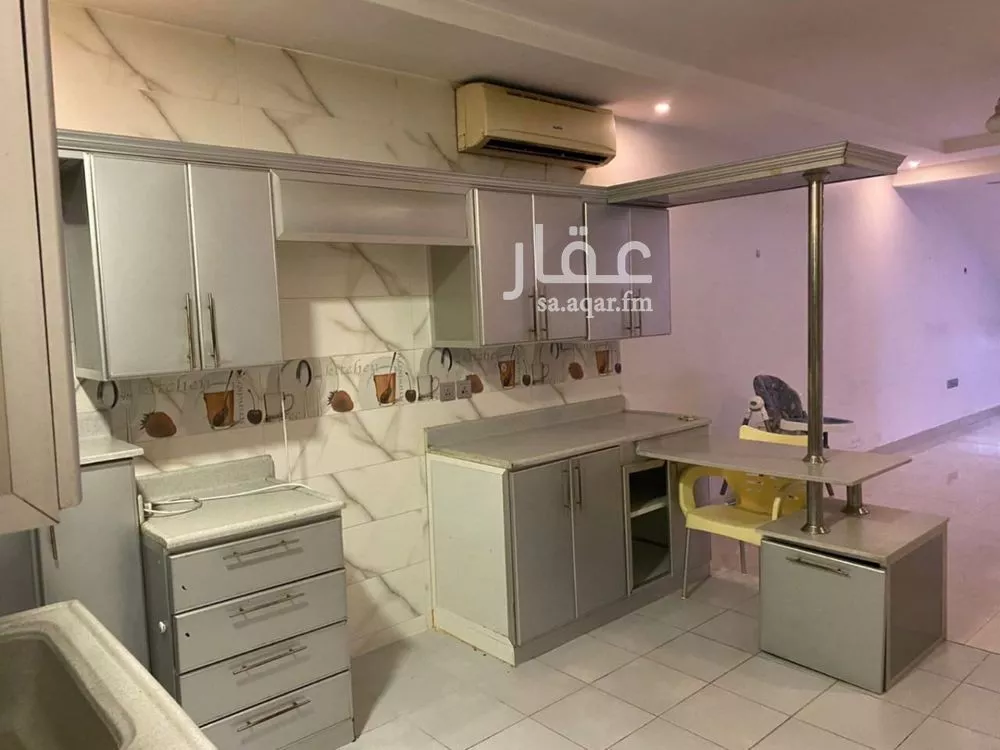 5 bedroom villa in At Tahliyah 7
