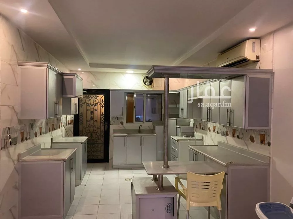 5 bedroom villa in At Tahliyah 10