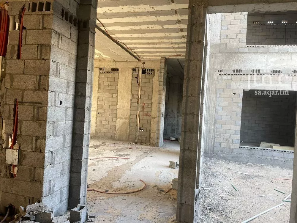 6 bedroom villa in Al Bahr 15