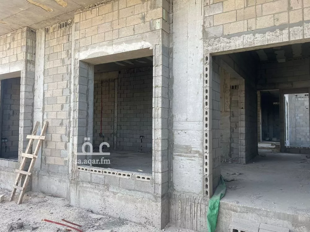 6 bedroom villa in Al Bahr 5