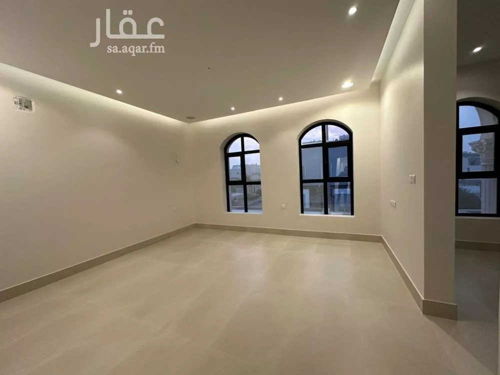 فيلا 9 غرف في الصواري 3