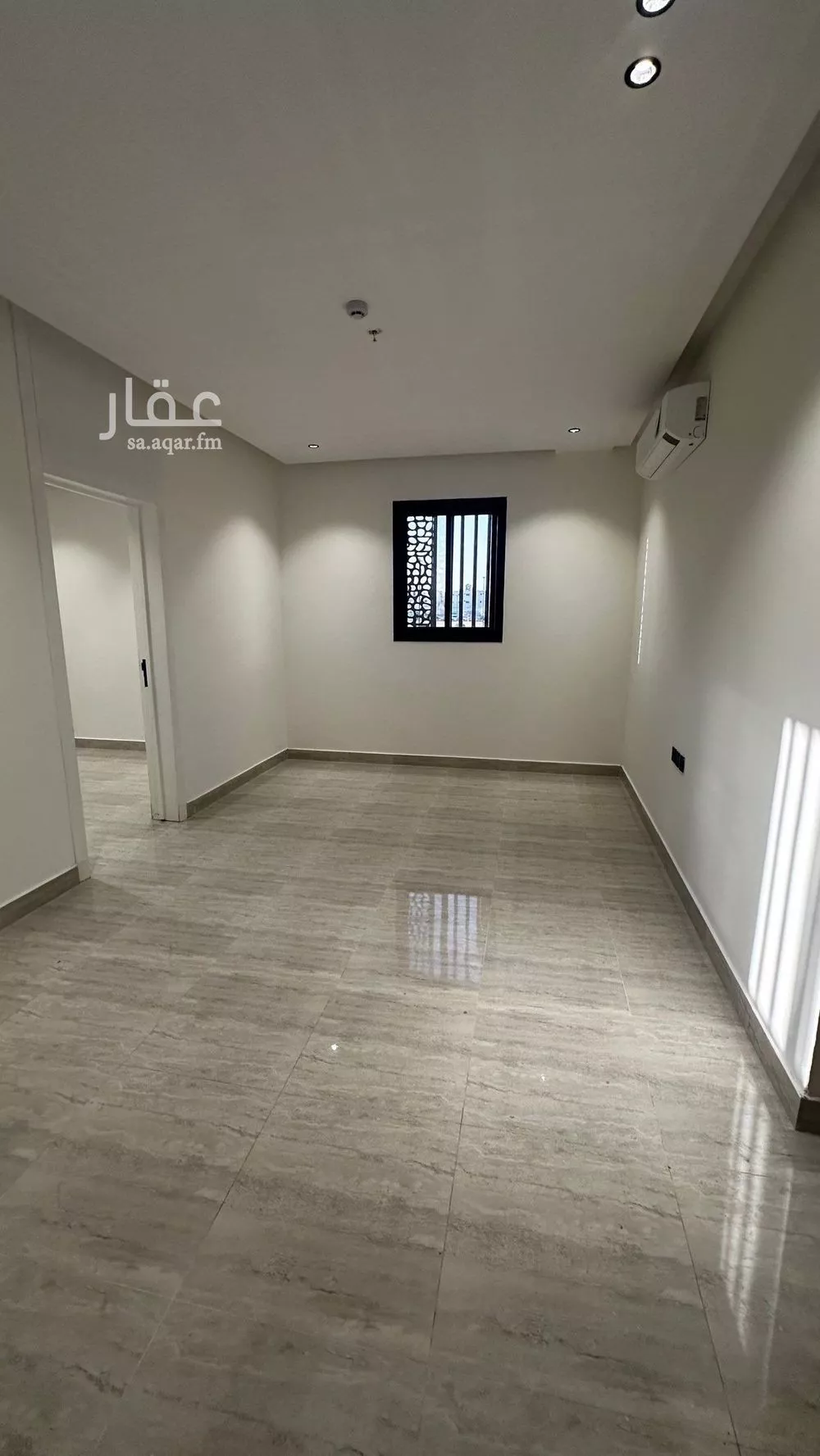750 sqm building in Dhahrat Laban 7
