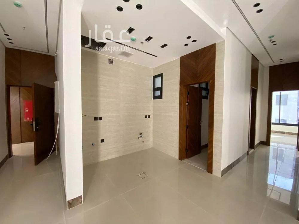 عمارة 550 م² في المهدية 11