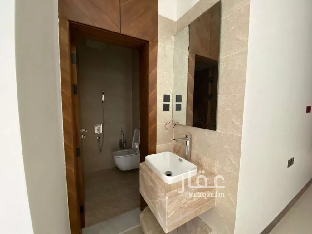 عمارة 550 م² في المهدية 13