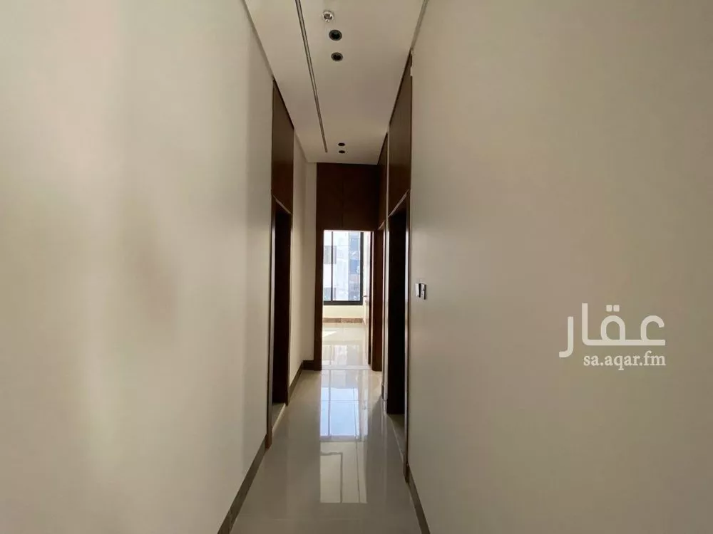 عمارة 550 م² في المهدية 8