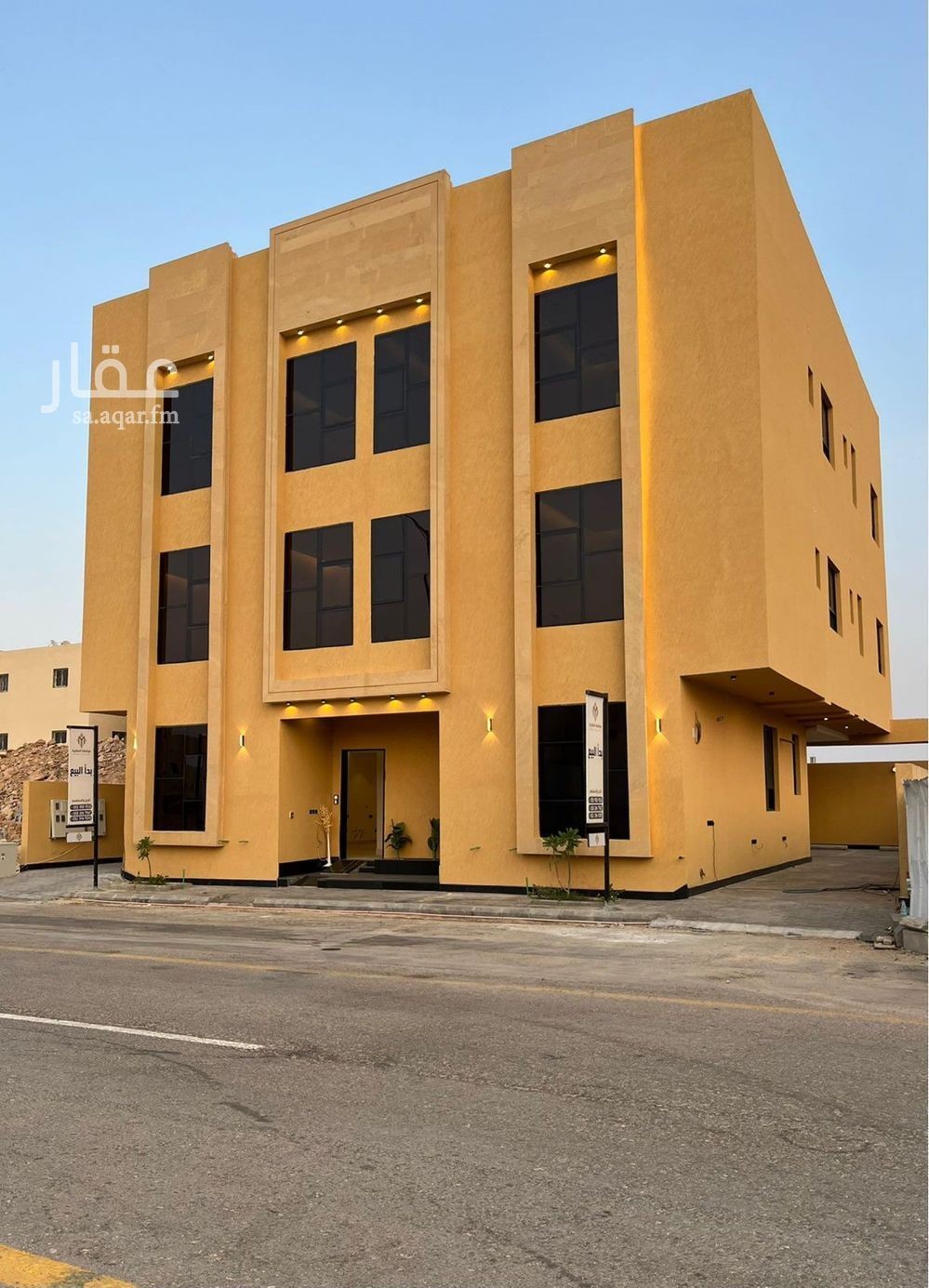 عقار 21 غرف في المهدية، الرياض