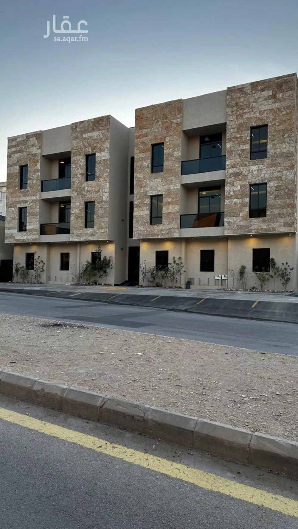 900 sqm building in Dhahrat Laban 2