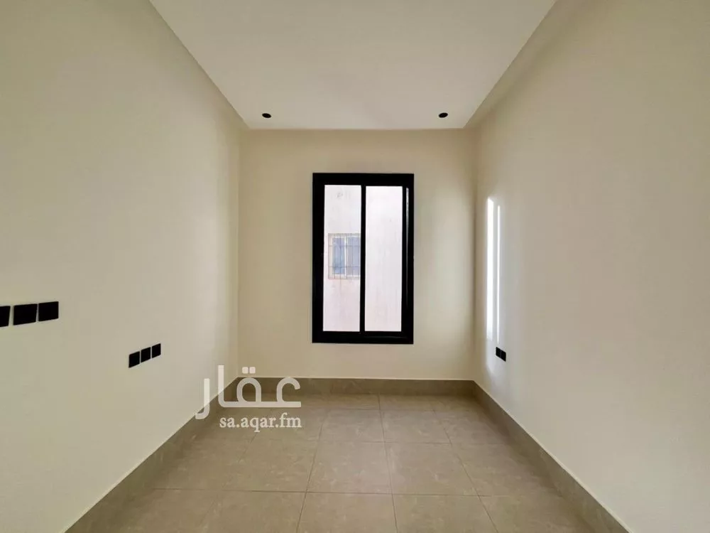 400 sqm building in Al Mahdiyyah 18