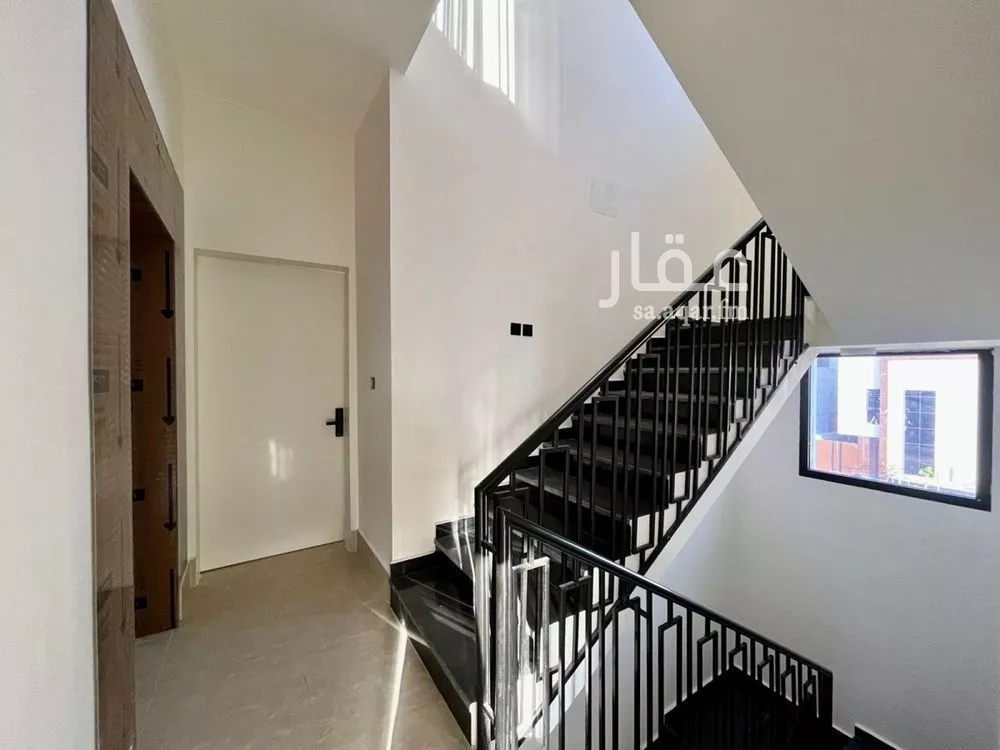 400 sqm building in Al Mahdiyyah 6