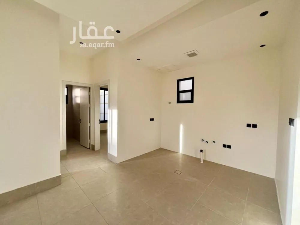 400 sqm building in Al Mahdiyyah 9