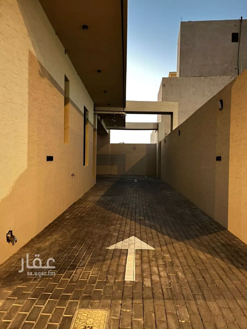 عمارة 400 م² في المهدية 6