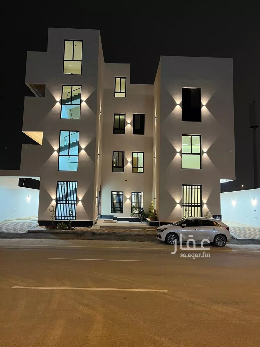 عمارة 400 م² في المهدية 22