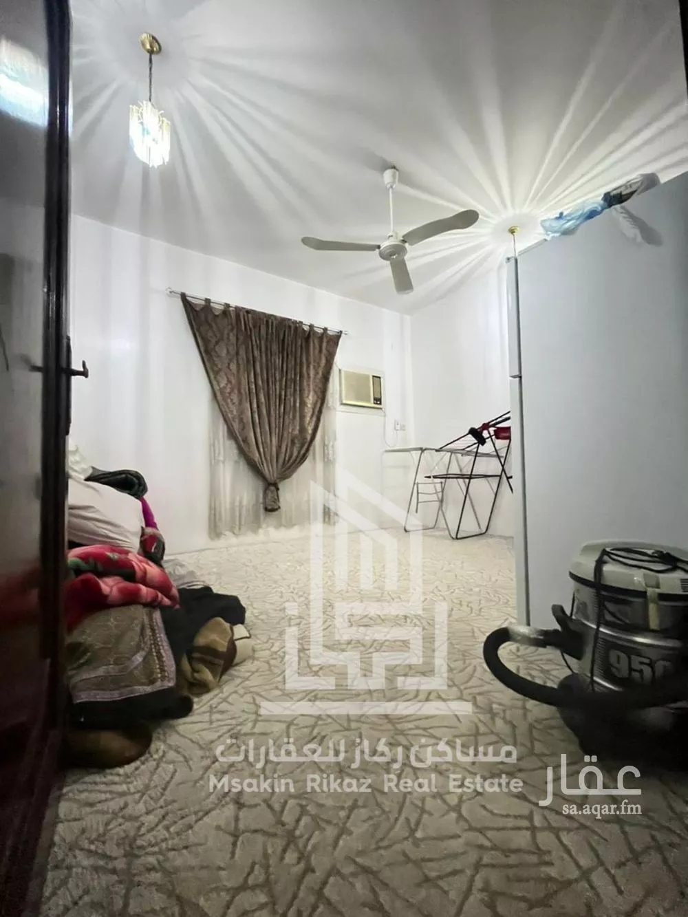 704 sqm building in As Saadah 7