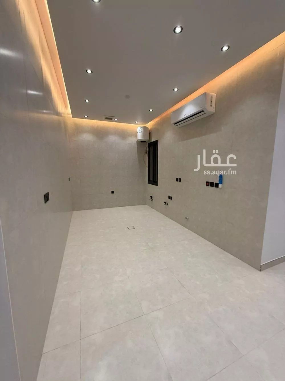 عمارة 900 م² في النرجس 5