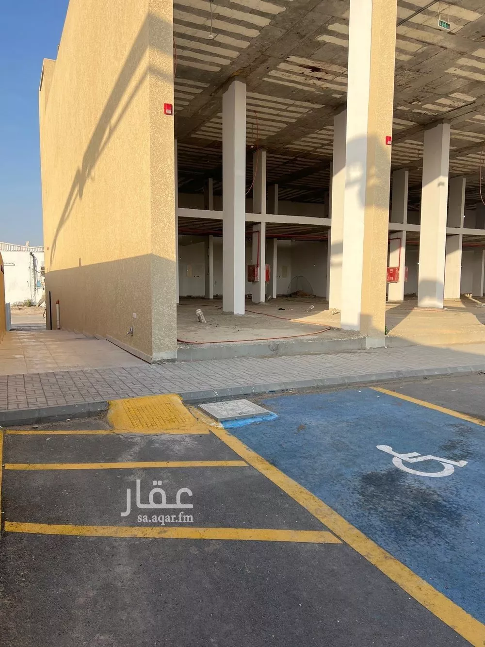 محل 150 م² في المصانع 9