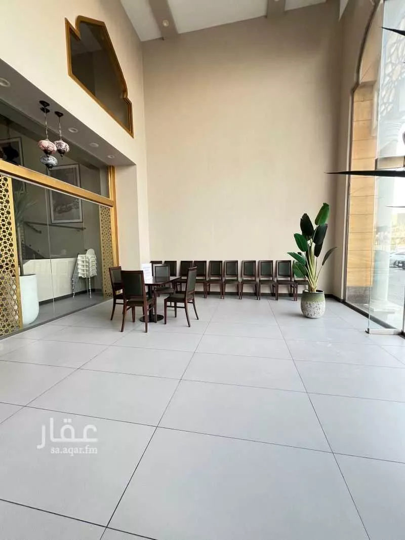 محل 4500 م² في النفل 13