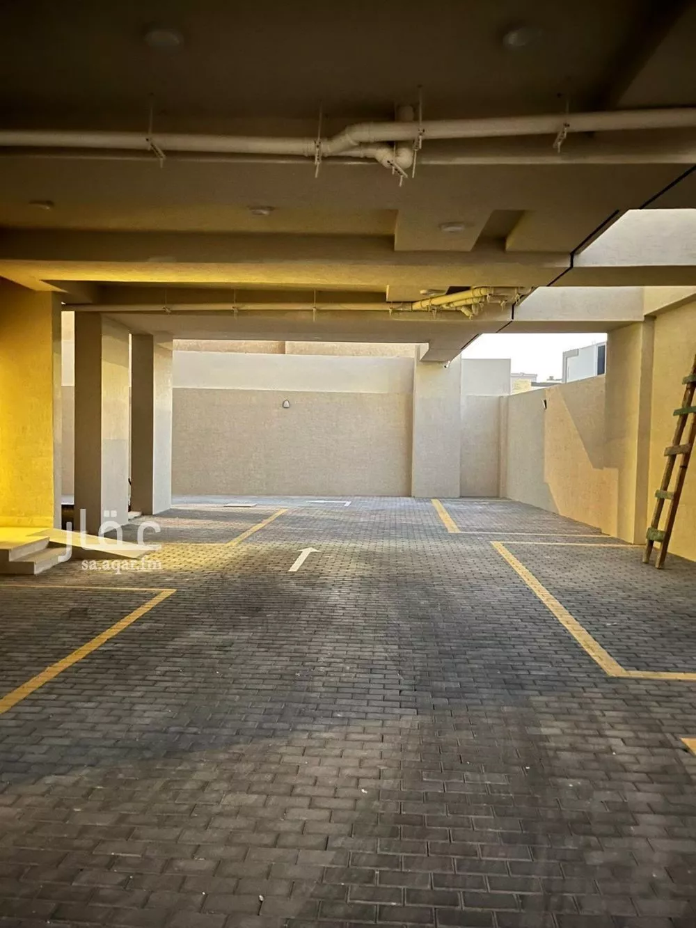 425 sqm building in Al Mahdiyyah 7