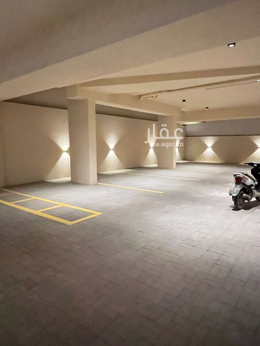 400 sqm building in Al Mahdiyyah 9