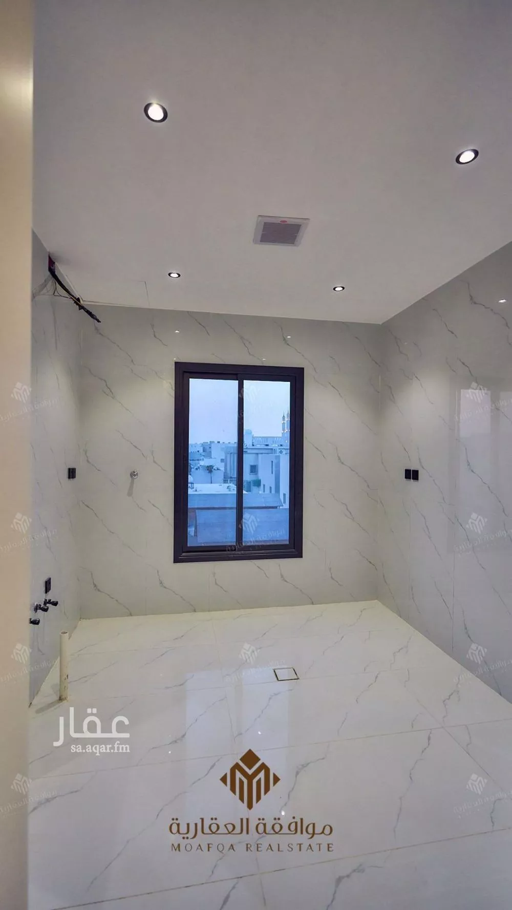 عمارة 450 م² في المهدية 13