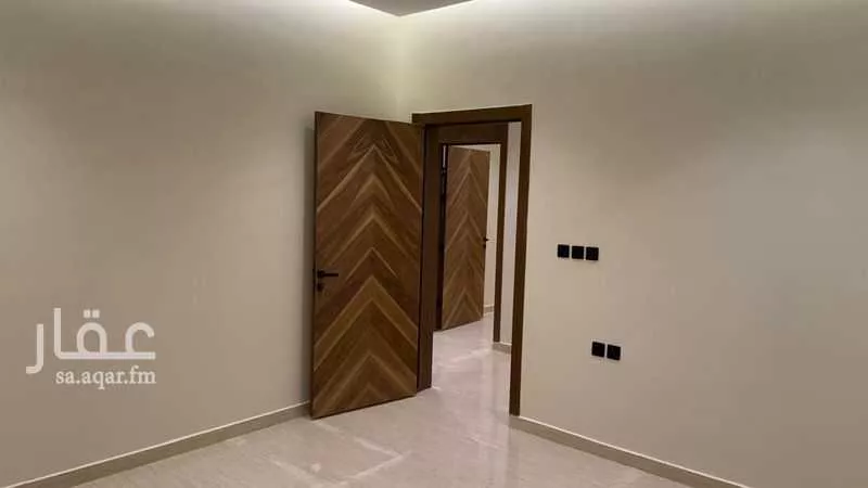 900 sqm building in Dhahrat Laban 16