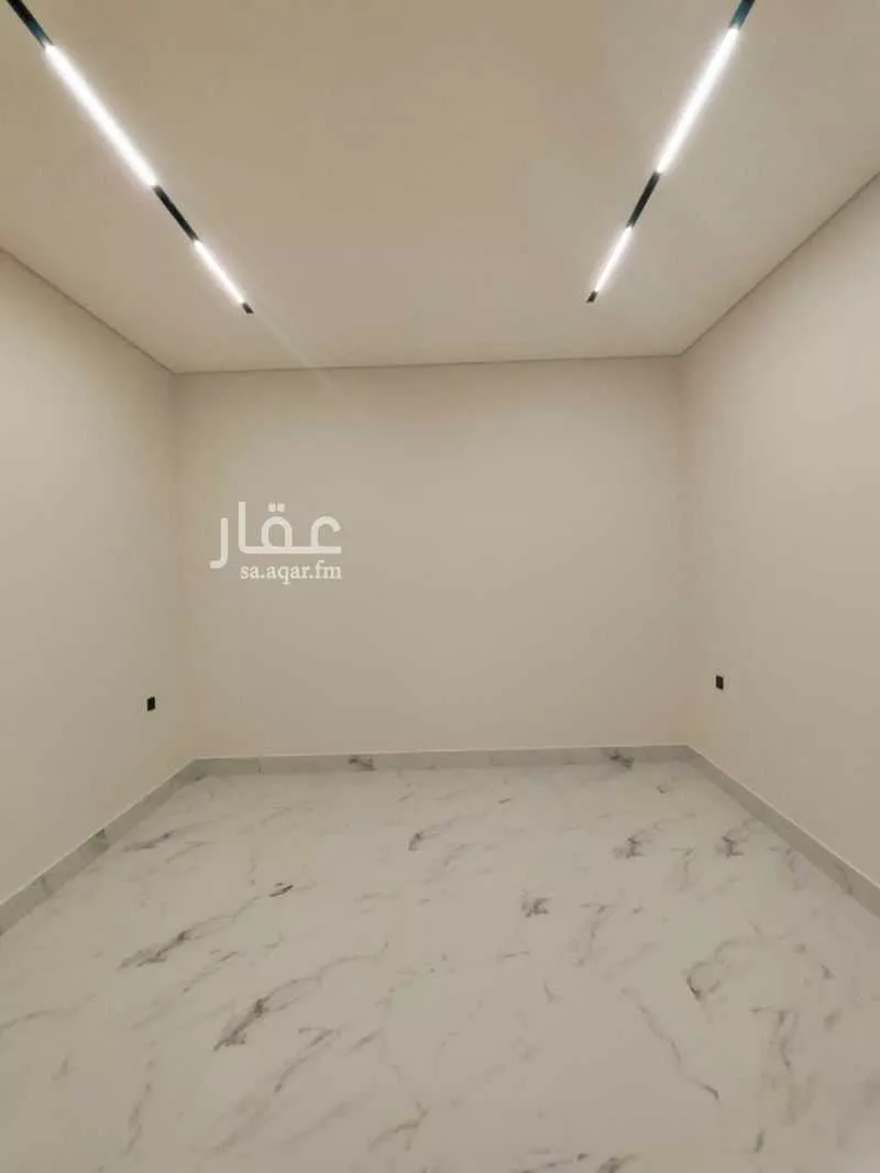 351 sqm building in Ash Sharq 11