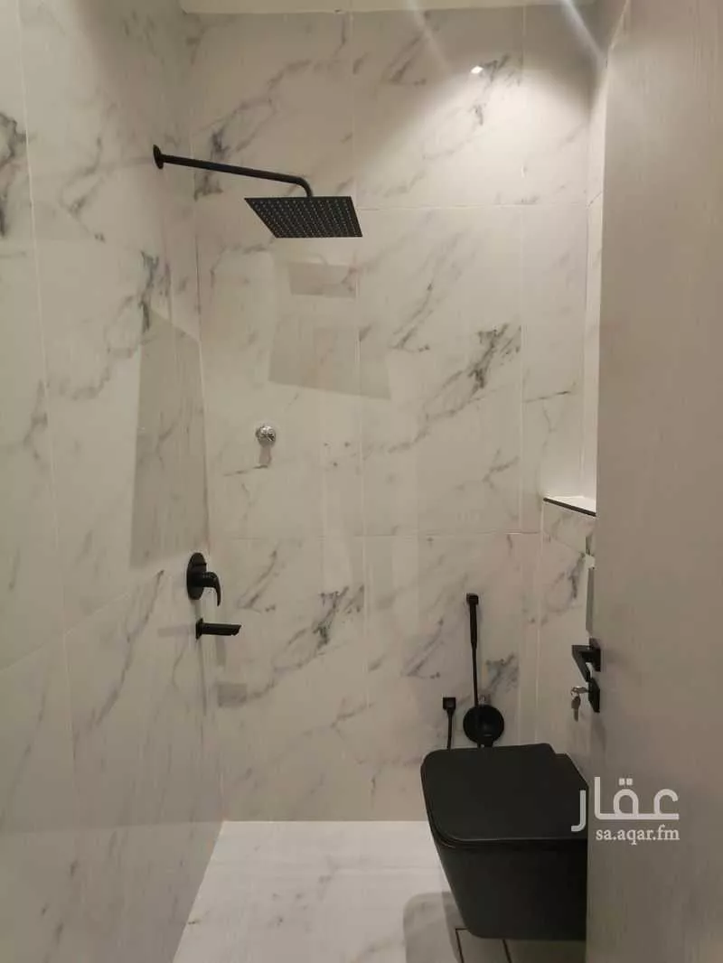 351 sqm building in Ash Sharq 5