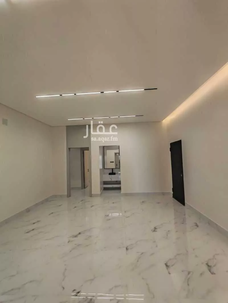 351 sqm building in Ash Sharq 7