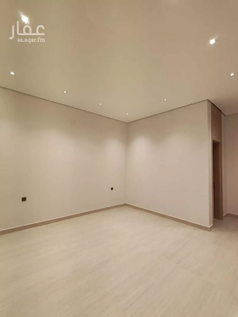 عمارة 185 م² في الشرق 16