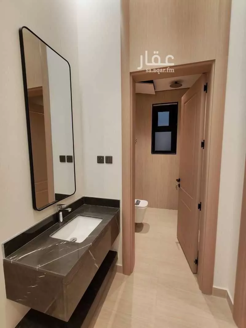 عمارة 185 م² في الشرق 21