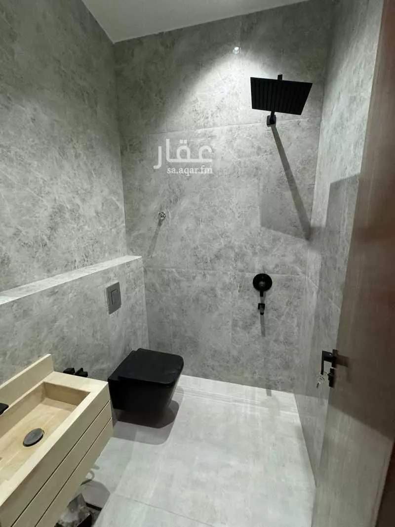 عمارة 237 م² في الشرق 13