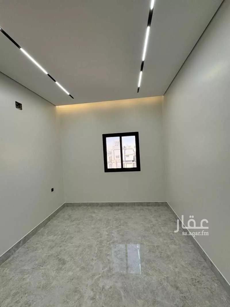 عمارة 237 م² في الشرق 15