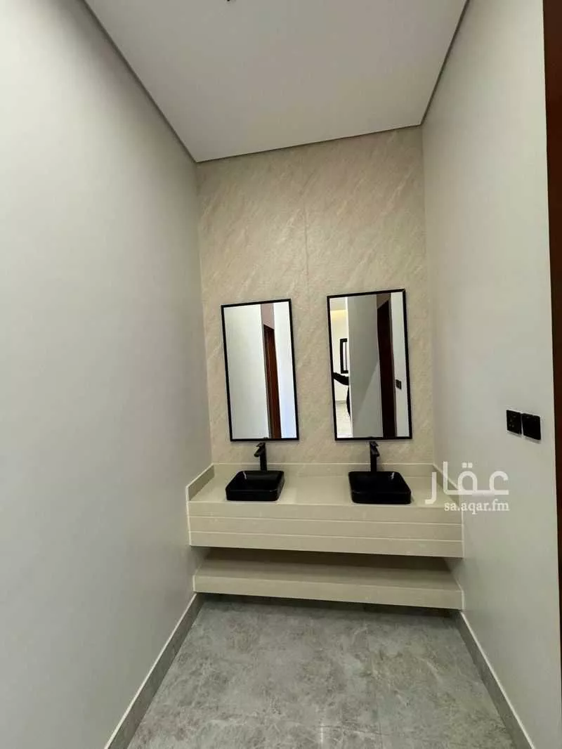 عمارة 237 م² في الشرق 8