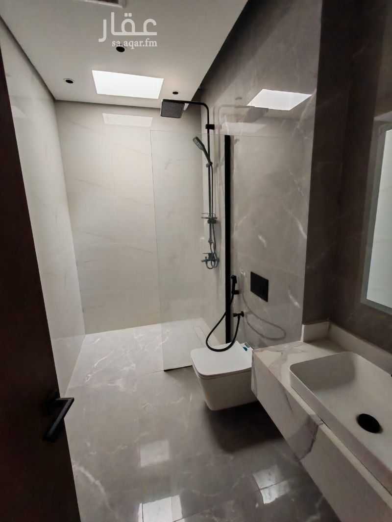 3 bedroom building in Ash Sharq, Riyadh 9
