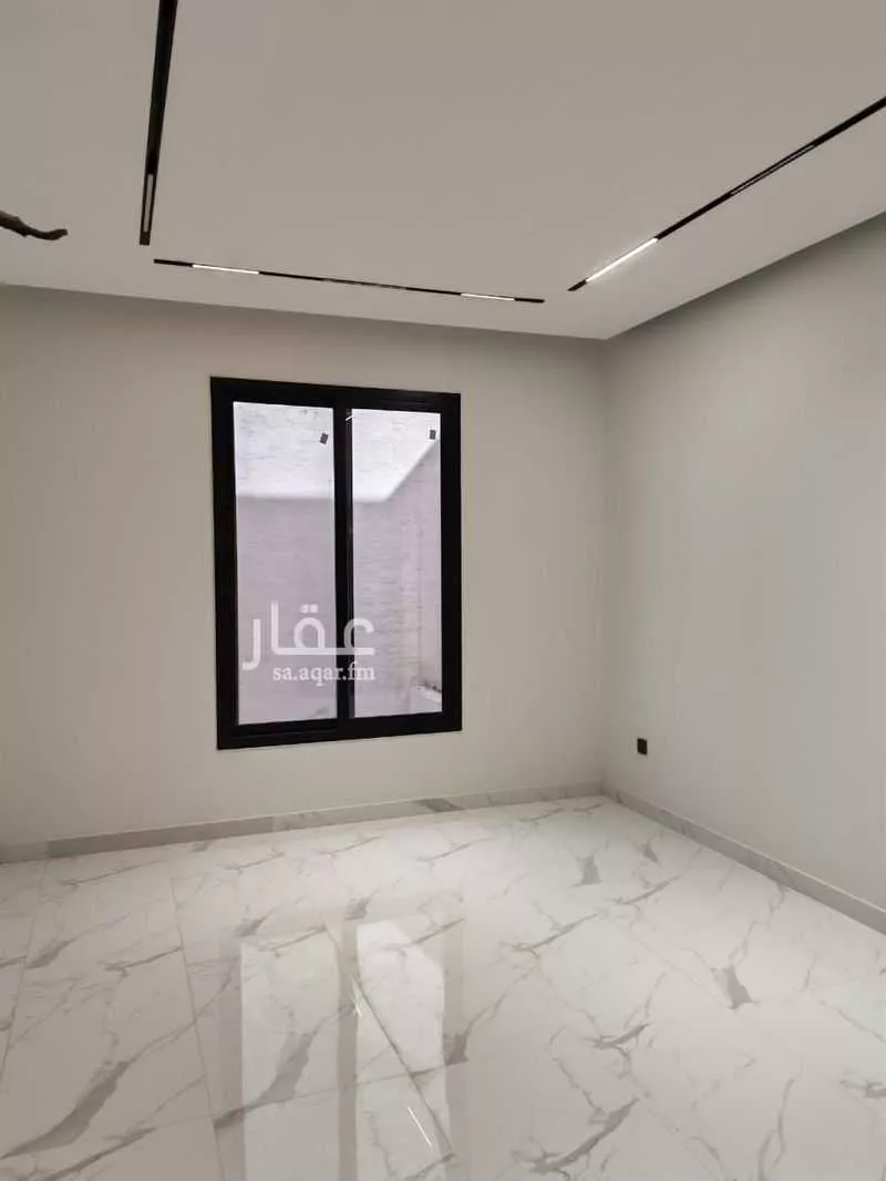 188 sqm building in Ash Sharq 4