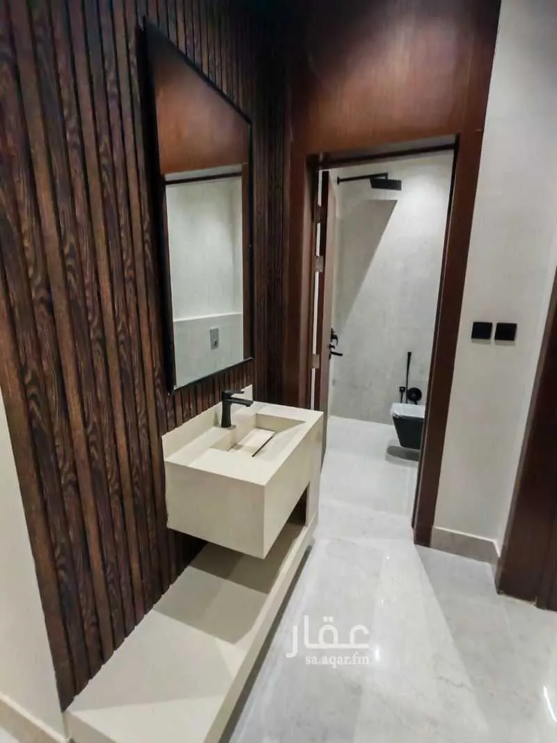 عمارة 205 م² في الشرق 14